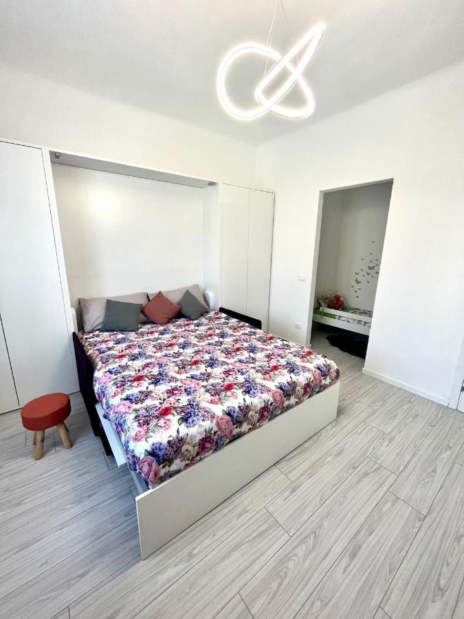 Marghespace Zona Stazione Centrale Appartamento Con Letto Matrimoniale E Bagno Мілан Екстер'єр фото